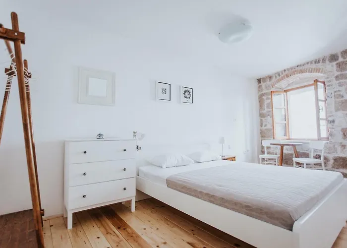 Casa Milina Gasthuis 3*